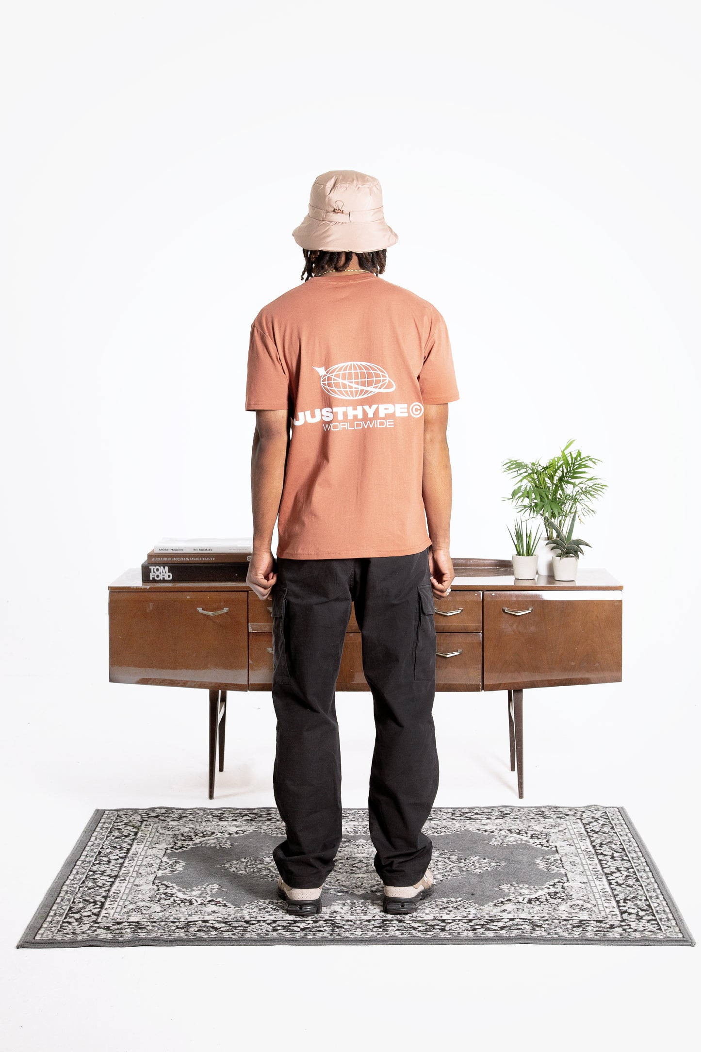 Hype Adults Brown Worldwide T-Shirt