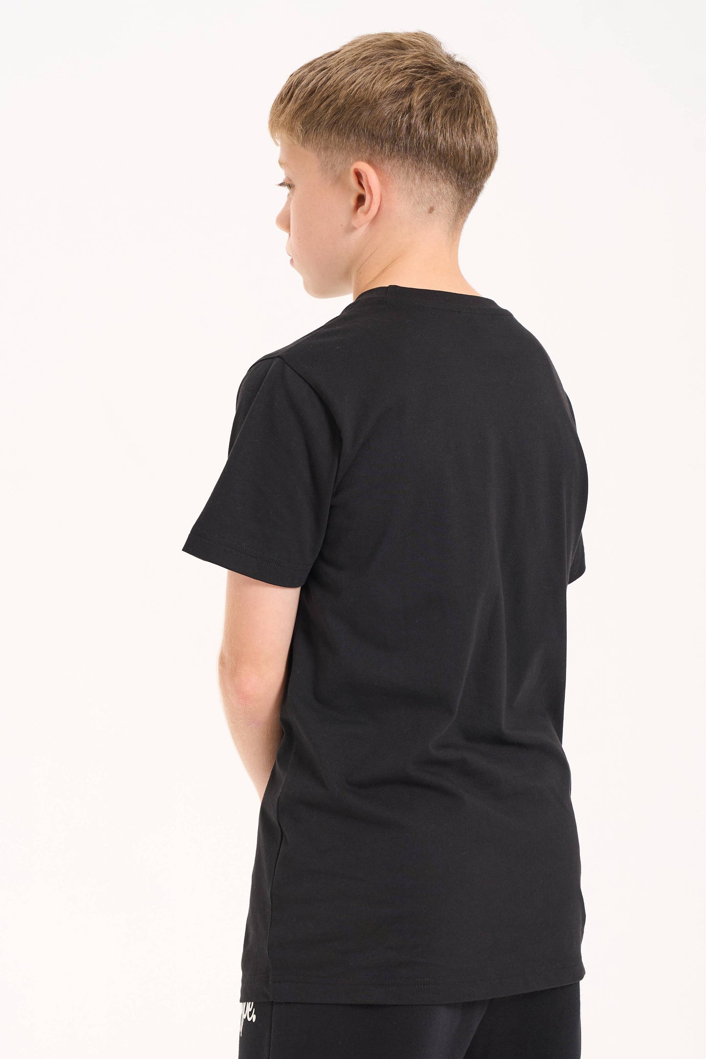 Hype Unisex Black Essence T-Shirt