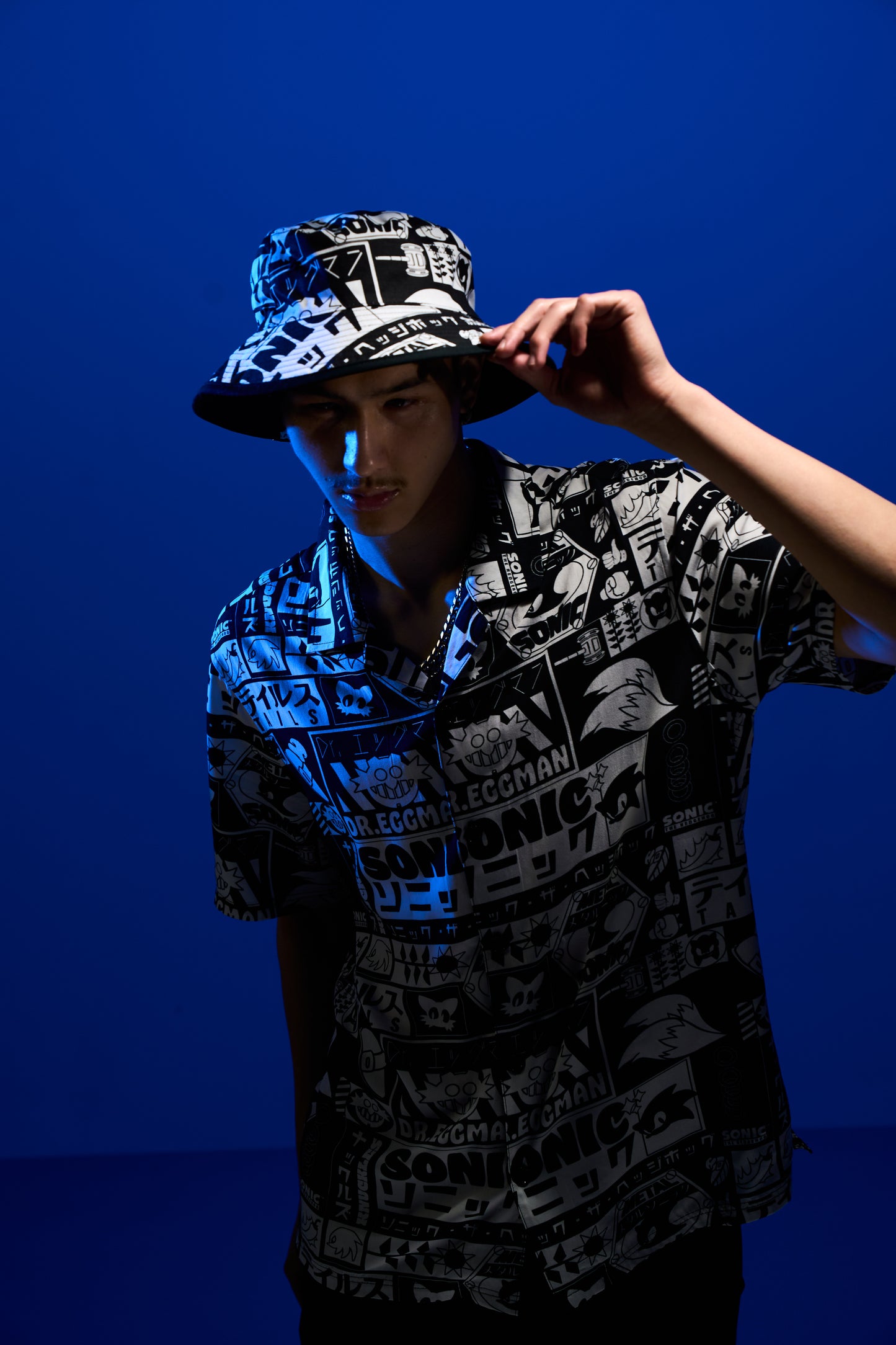 Hype x Sonic The Hedgehog™ Mens Black Retro Resort Shirt